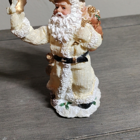 Ks collection white/gold-red/green resin Santa figurine Christmas 5' lot 2 - Picture 10 of 15
